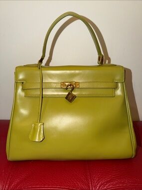 Thoe Fznd Chartreuse Green Leather Kelly Handbag